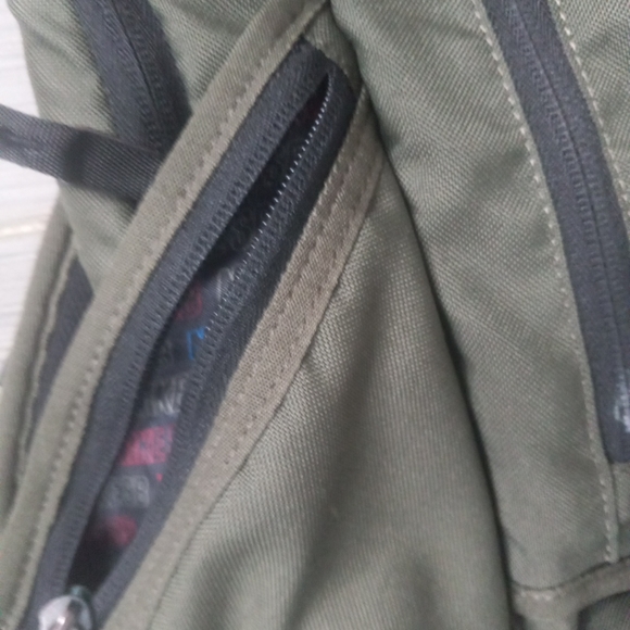 Nike SB RPM Black Skateboard Backpack Bag Carrier Green Sk8 Street RN# 56323 - Picture 5 of 7